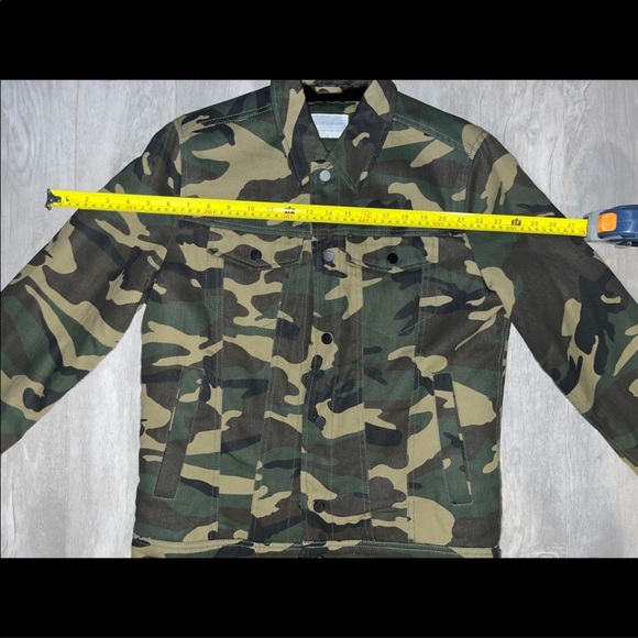 Zara Fur-lined Denim Trucker Jacket, Small - Picture 11 of 16